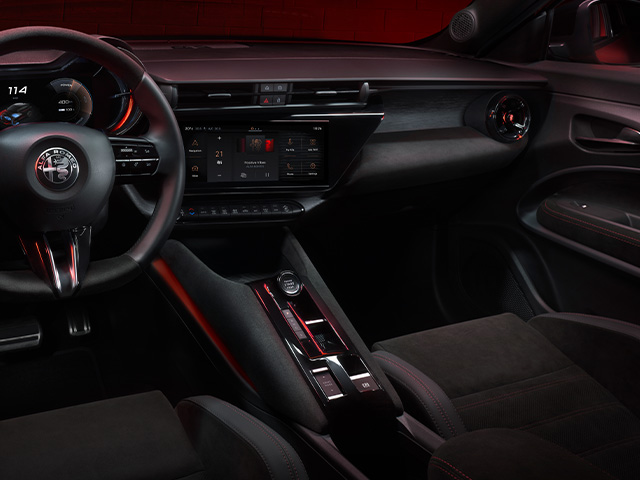 Alfa Romeo Junior - Junior Elettrica - Interior - Center Console