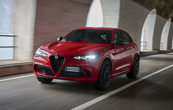 Alfa Romeo Quadrifoglio - Hub - Stelvio Quadrifoglio