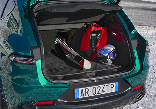 Alfa Romeo Accessories - Leisure - Outdoor and Travel Essentials