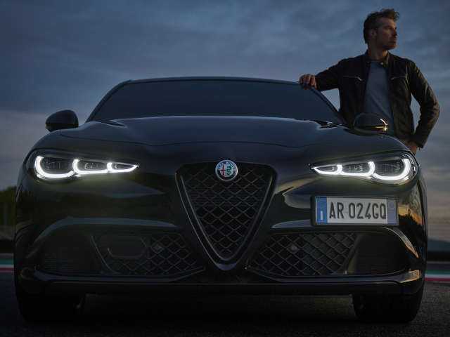 Headlamp Kit | ALFA ROMEO GIULIA QUADRIFOGLIO 2020 Headlamp Kit | ALFA ROMEO GIULIA QUADRIFOGLIO 2020