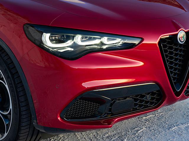 Alfa Romeo Stelvio - Exterior - Headlamps
