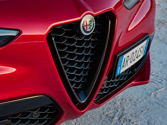 Alfa Romeo Stelvio - MY24 - Exterior Gallery - Scudetto