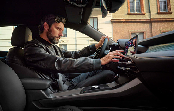 Alfa Romeo Leasing - Leasys - Additional Services - Service Maintenance and Tyres